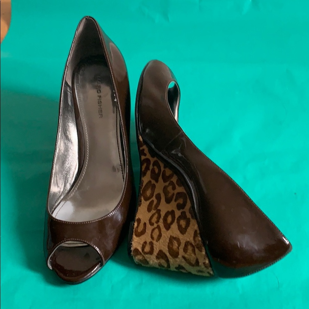 Marc Fisher Peep-Toe Patent Leather Brown Leopard